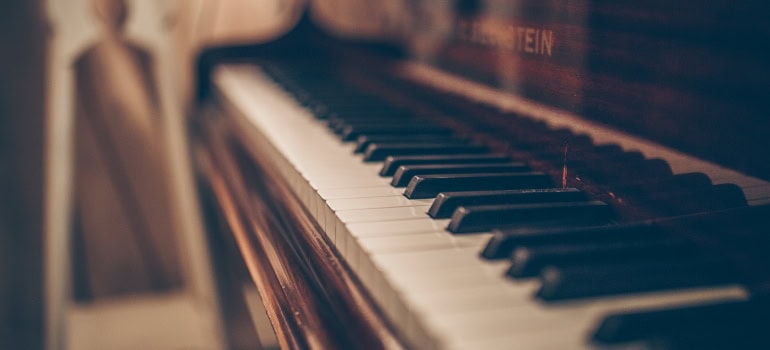 a heavy piano is among indicators you may need professional moving help